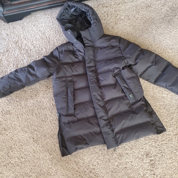 Down Jacket - Picture 2 of 14
